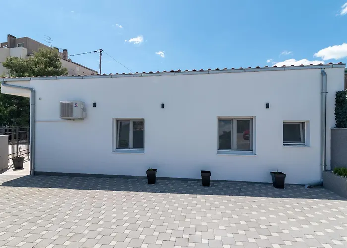 Dino Apartament Trogir