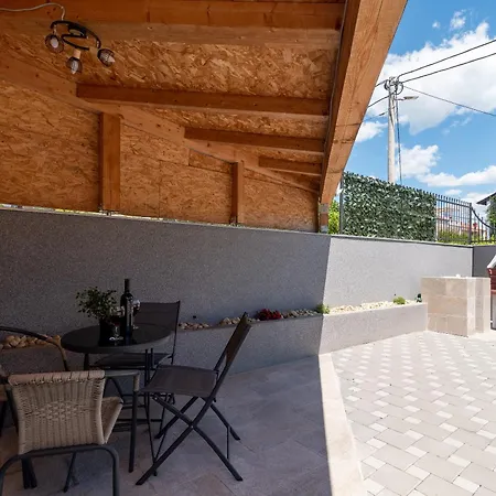 Appartement Dino Trogir