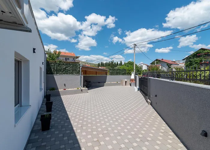 Appartement Dino Trogir
