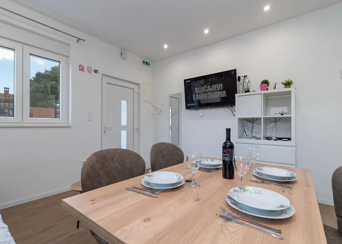 Appartement Dino Trogir