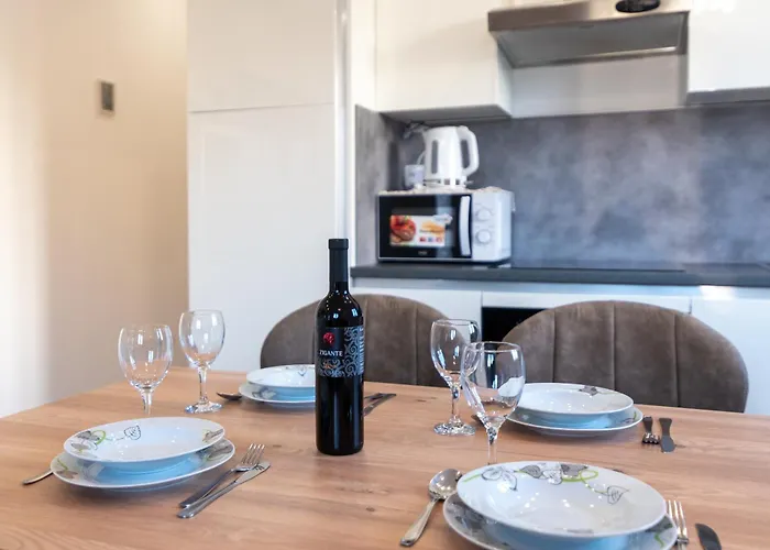 Апартаменти Dino